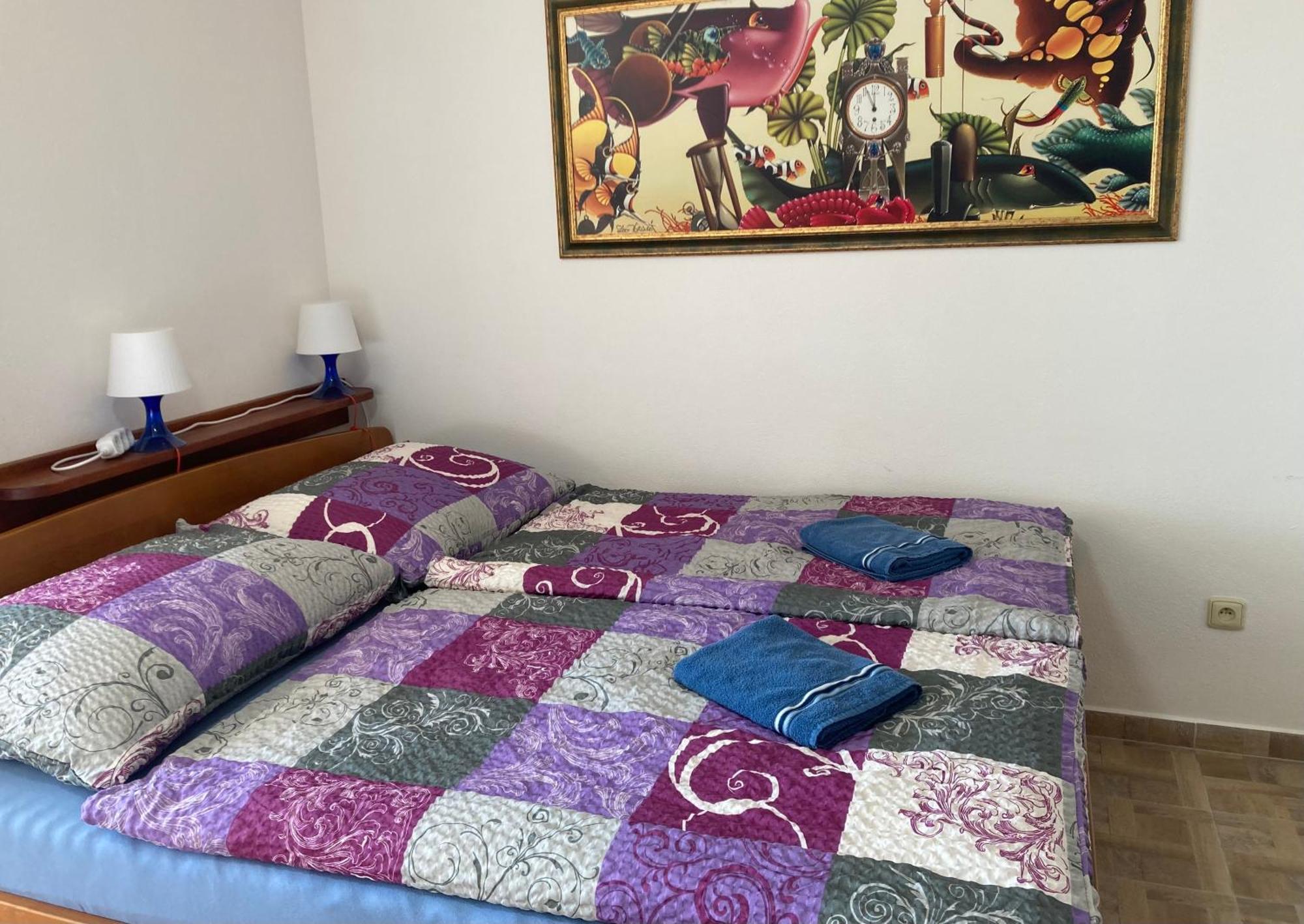 Apartmany S Klimatizaci - Penzion U Kudlacku Pouzdrany Ngoại thất bức ảnh