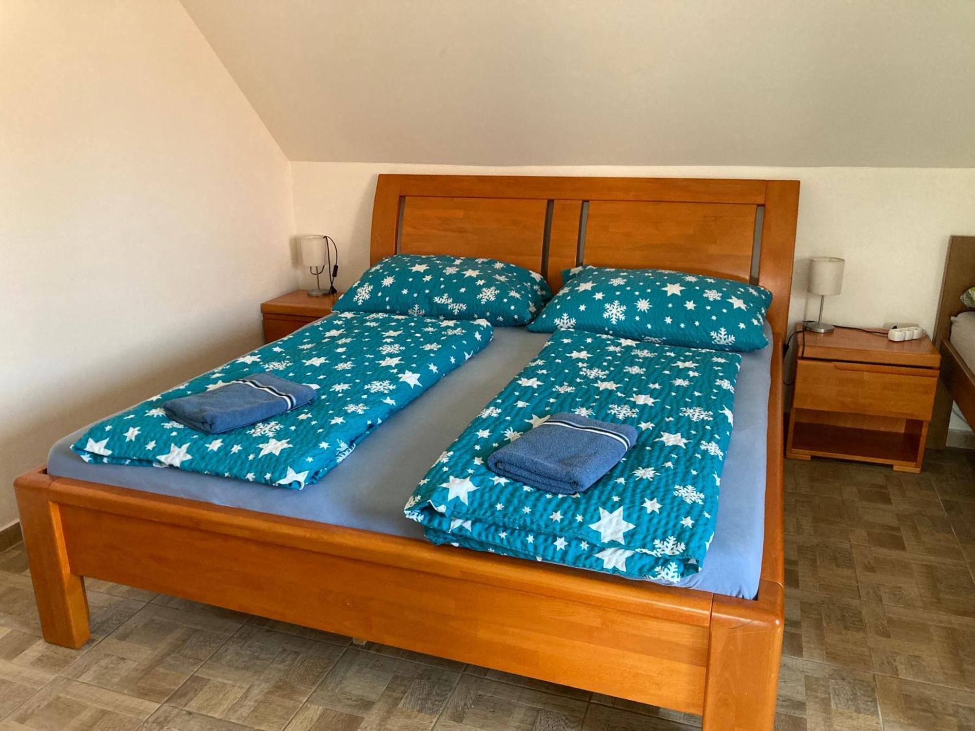 Apartmany S Klimatizaci - Penzion U Kudlacku Pouzdrany Ngoại thất bức ảnh